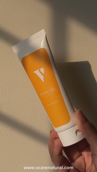 Product video for ہائیڈرا جیل وٹامن سی فیس واش - 75ml